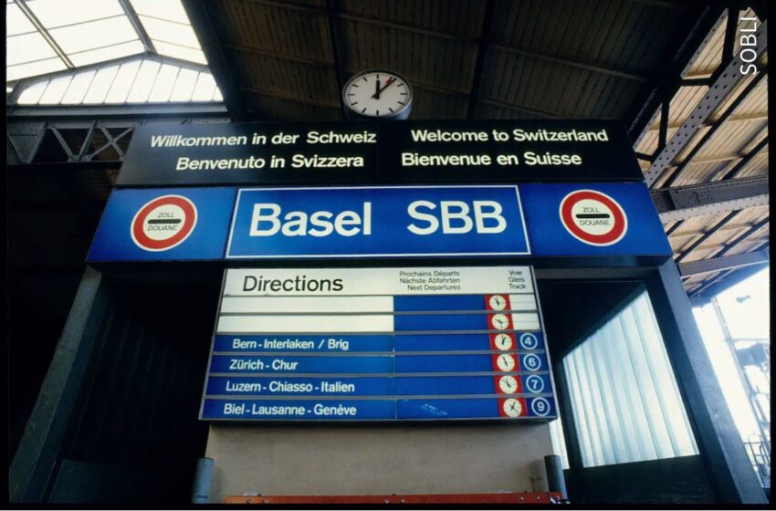  Un român îmbracat în femeie a înjunghiat doi oameni în gara din Basel